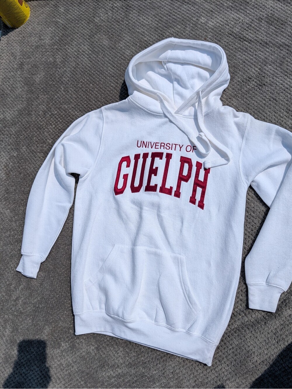 University of Guelph White Sweater Women’s Size Small